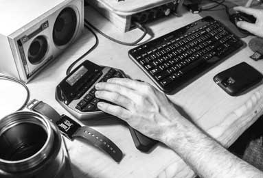 半岛体育官网-看起来如何？步行者球员昆顿-杰克逊晒新纹身