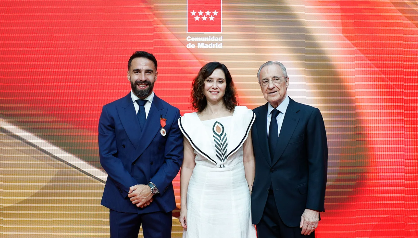 半岛体育下载-官方：卡瓦哈尔获得马德里社区金牌奖章