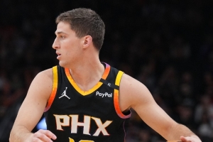 半岛体育下载-拼尽全力！吉莱斯皮11中9空砍22分5板10助 三分5中4