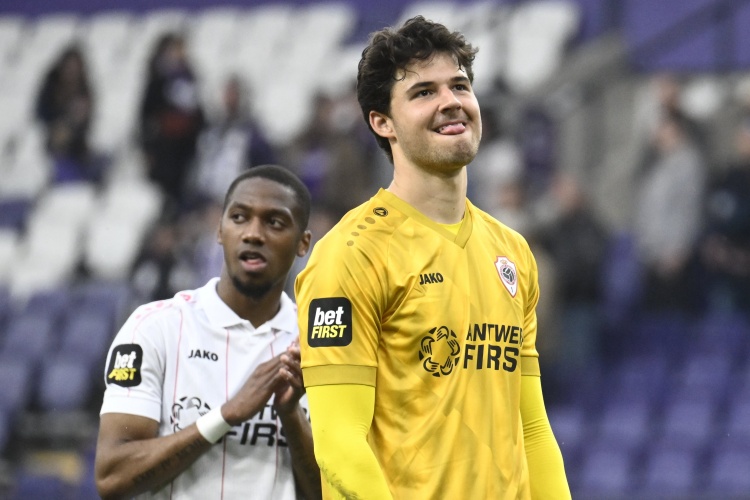 半岛体育-名宿：拉门斯需要展现出勇气，做禁区的主人，他们的领地不容侵犯